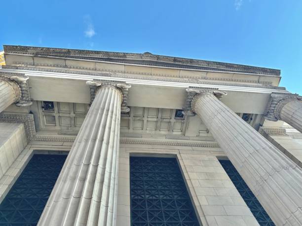 istock federal circuit court 2067027619