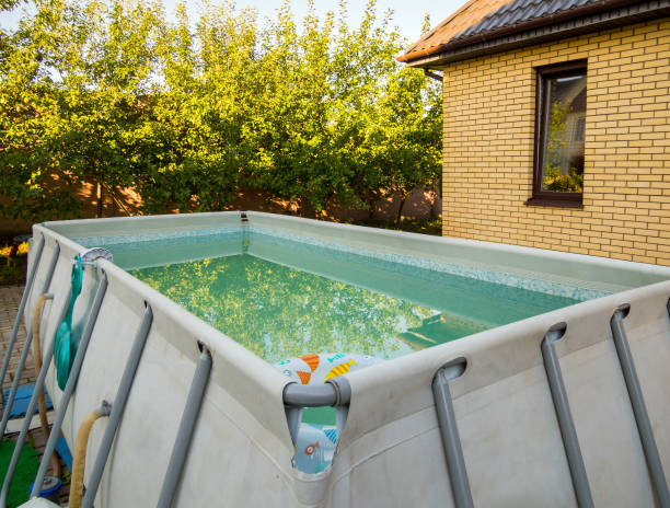 istock Bulk frame pool in the courtyard of the house 2068541578