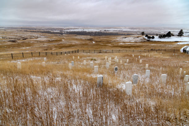 little bighorn battlefield national monument in southeastern montana, in western usa of north america - mountain landscape winter mountain range zdjęcia i obrazy z banku zdjęć