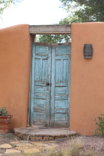 istock Old Southern Door 2069504541