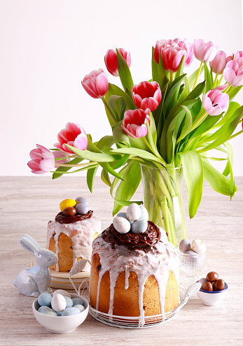 Sweet Ester cakes decorated with eggs