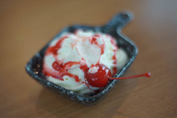 Strawberry Bingsu set is Korean dessert