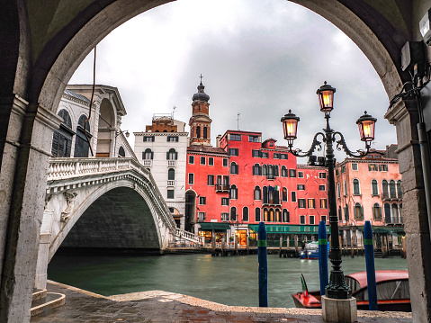 Venice, Veneto, Italy: The Rialto Bridge over the Grand Canal