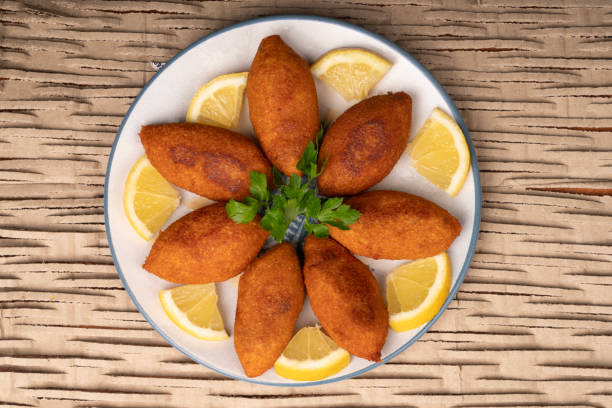 Melhor Receita de Kibe Assado Tradicional e Suculento - receita deliciosa profissional - passo 3