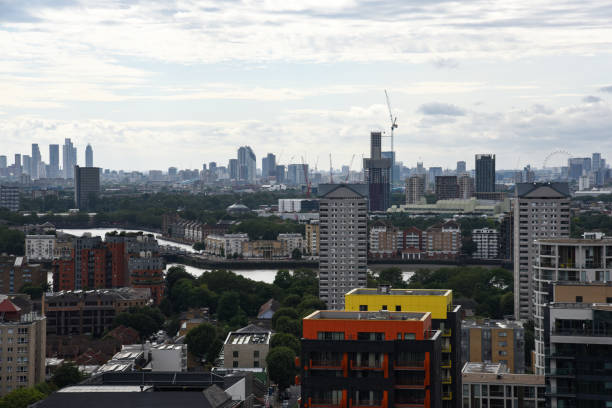 istock Canary Wharf London 2071451103