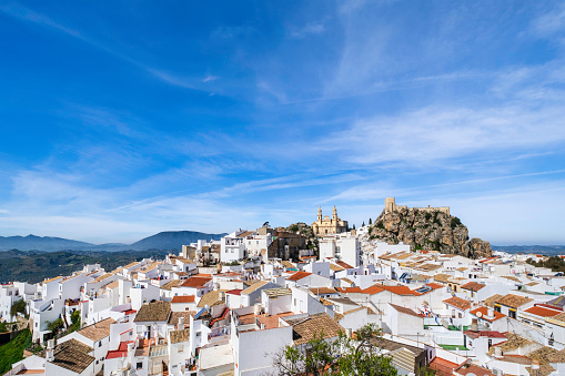 The Arab Castle and the neoclassical Encarnación Church are the two historic landmarks of Olvera, a characteristic town set atop a spur in the mountains of Cadiz