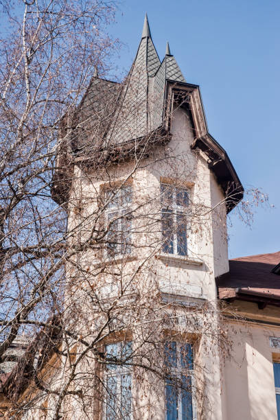 istock Old town houses 2073092115