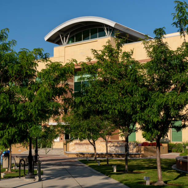 istock Sidewalk leads up to a building in Meridian Idaho 2073402562