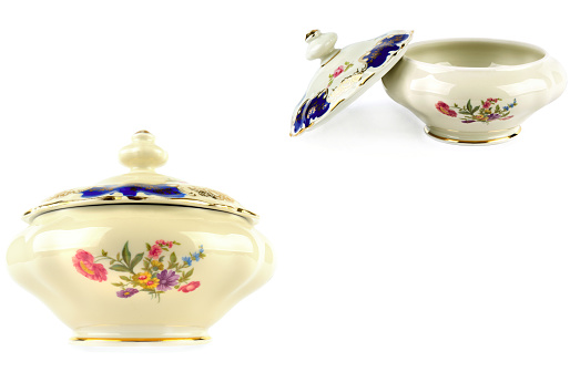 Ancient China Famille-Rose Porcelain Hu (vessel) Lid Close-up