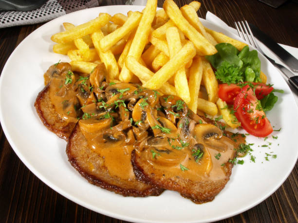 Original Hunter Cutlet with French Fries