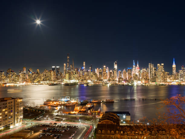istock Manhattan's Panoramic Skyline - Nighttime Grandeur 2076009819