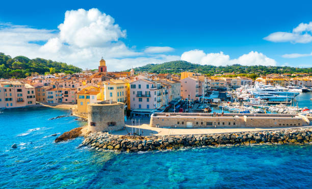 view of the city of saint-tropez in the sunset light, provence. cote d'azur, a popular travel destination in europe - saint tropez strand stock-fotos und bilder