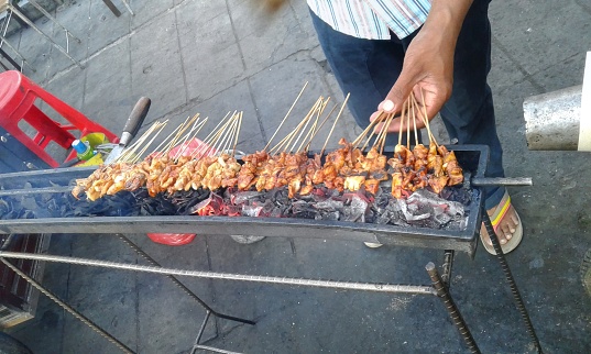 Craving for a bbq?  Tasty bites, perfect smoky flavor. A bbq on the street is a must-try when you’re exploring the vibrant streets of Kuta.