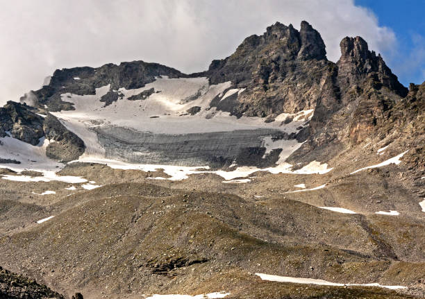 istock Swiss Tectonic Arena Sardona, Switzerland 2077203405