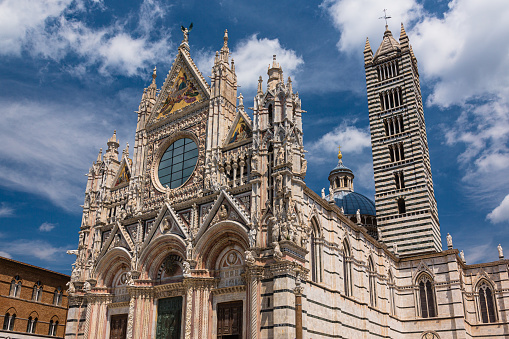 Siena, in the heart of Tuscany, Italy, is famed for its medieval beauty, the Palio di Siena horse race, and its culinary delights. It's a city rich in history and culture amidst the picturesque Tuscan countryside.
