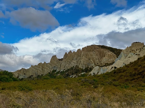 Grandiose natural land formations - Clay Cliffs.