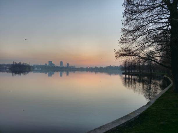 istock Sunrise by the lake 2078001683