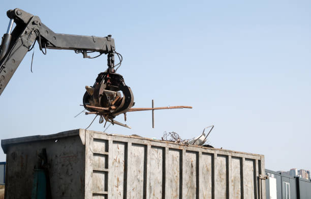 istock Loading metal scrap in a truck 2078994846