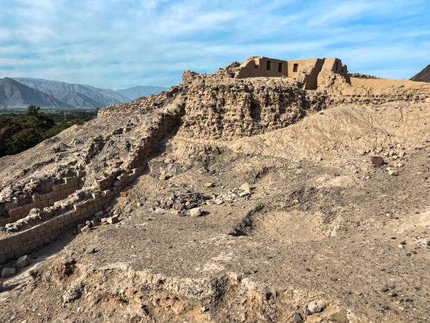 istock Incas ruin Los Parendones in Nazca 2079100183