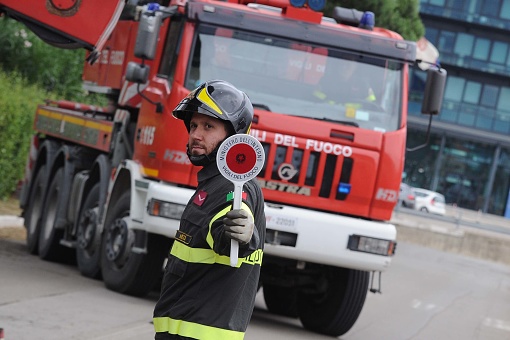 The Italian National Fire Brigade Corps (acronym CNVVF and abbreviated VV.F.) is a civilian-organized police force under the Ministry of the Interior of the Italian Republic.
The National Fire Brigade Corps is the state organization responsible for ensuring, throughout the country, with the exception of the territory of Trentino-Alto Adige and Valle d'Aosta (where there are equivalent services run at the provincial or regional level) the provision of public rescue and prevention and extinction of fires, including forest fires.