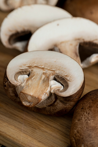 fresh brown mushrooms for cooking, edible home-grown mushrooms for cooking