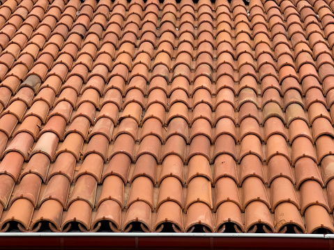 Workmanship and architectural texture of roof tiles