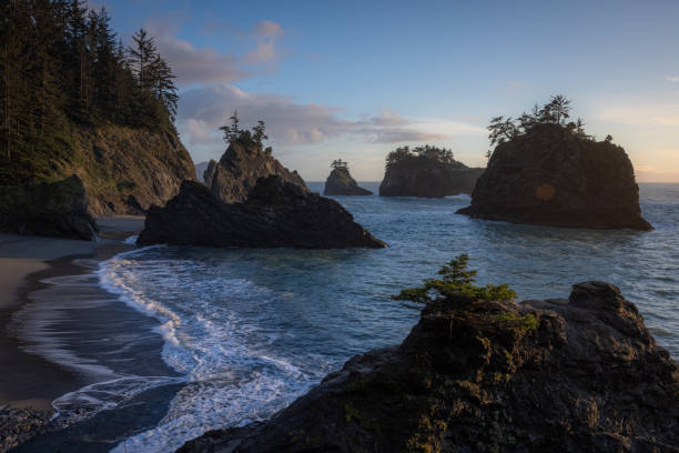 istock The very popular Secret Beach, Oregon. 2081819317