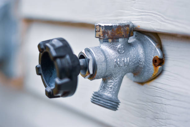 istock Outdoor water spigot 2081839544