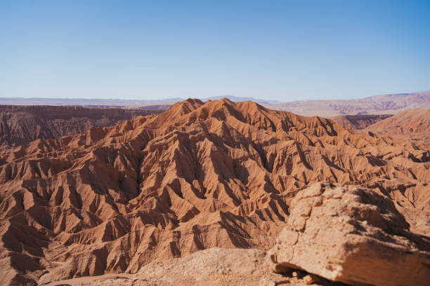istock Arid desert rock formations in Devil's Gorge in San Pedro de Atacama, Chile 2082317342