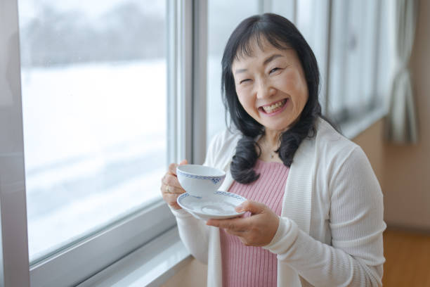 istock cafe time woman 2082758842