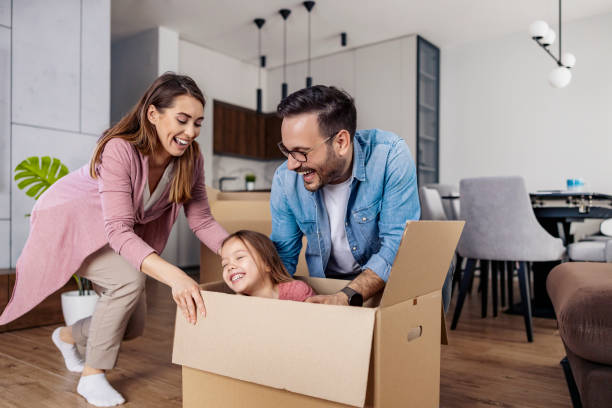 istock Family is moving in new home 2082887483