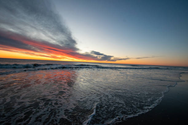 nauset beach sunrise copy space 3-12-24 - nauset beach imagens e fotografias de stock