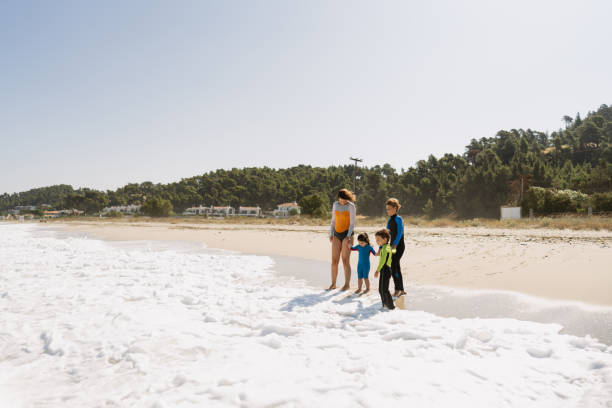 istock My surfing family 2083535515