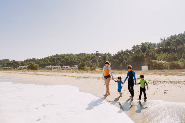 istock My surfing family 2083535736