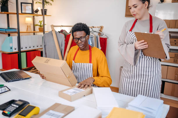istock Young people working in packing and delivery service 2084106772