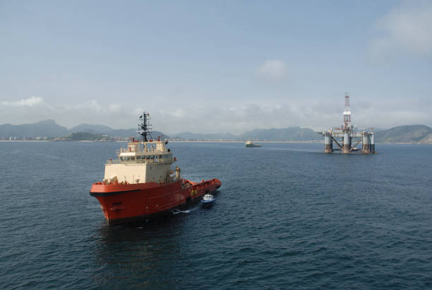 PSV platform supply ship and oil drilling platform.