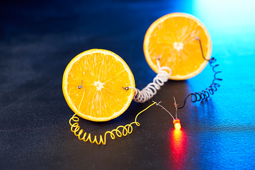 Free energy electricity generator using oranges.