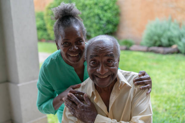 istock Real senior black couple with a laptop 2085157517