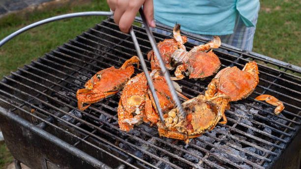istock Blue swimming crab grilled 2085178918