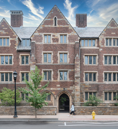 Jonathan Edwards College, one of Yale University's residential colleges, is named after the renowned theologian and former Yale president. Established in 1932, Jonathan Edwards College fosters a vibrant intellectual and social community within Yale's storied campus. Its collegiate Gothic architecture and picturesque courtyards provide a distinctive backdrop for student life.