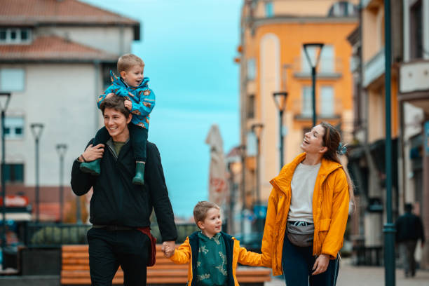 istock A loving family 2085484299