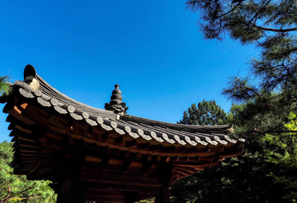 istock Korean traditional architecture, Hanok, house 2085618376