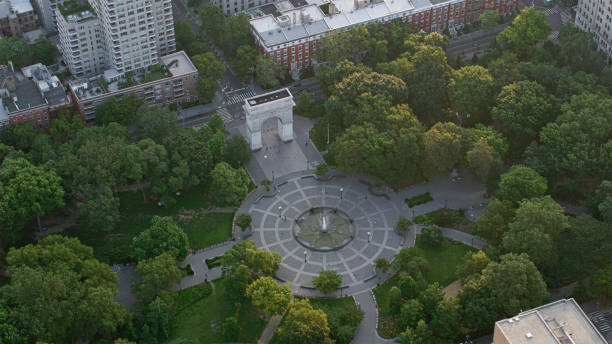 istock View of Washington Square Park 2085992282