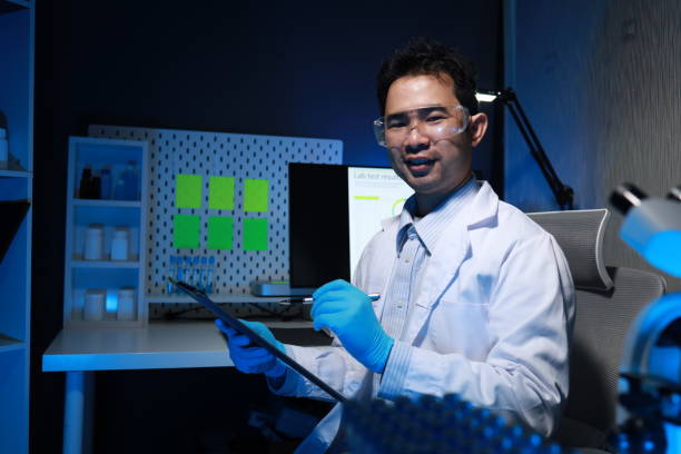istock The atmosphere inside the laboratory has Scientists, chemists, biologists, researchers, Scientists sit in a lab with many experimental equipment, Experimental scene in the laboratory 2086169435
