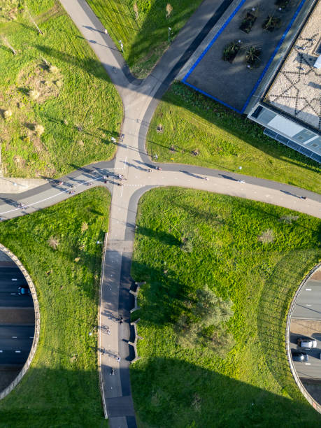 istock Green integration in the city 2086472533
