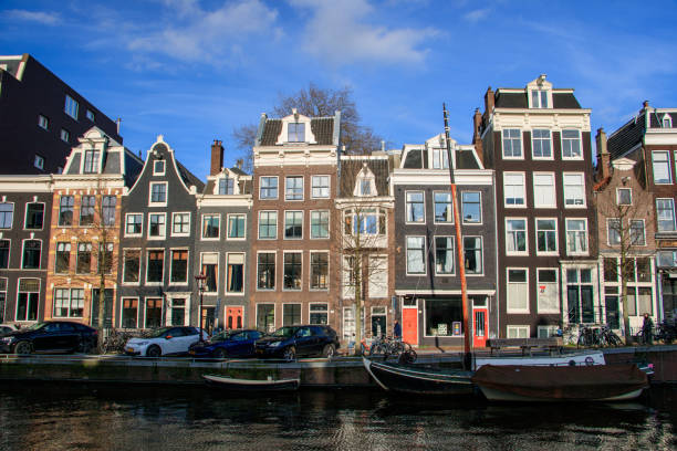 istock Traditional Dutch architecture buildings in Amsterdam in winter 2087167287
