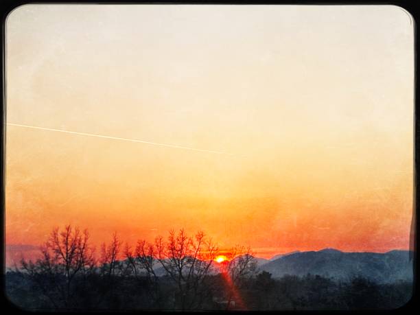 istock Sunset on the Blue Ridge Mountains 2087252061