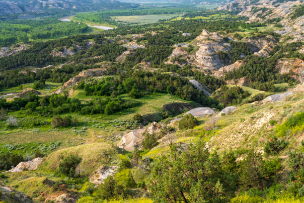 istock Oxbow Overlook in Theodore Roosevelt National Park 2087282107