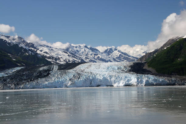 istock Disenchantment Bay and Turner Glacier, Alaska. 2087425487