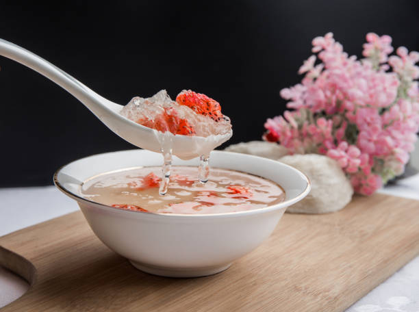 istock High end bird's nest for beauty and beauty 2087957323
